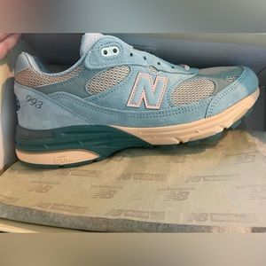 SOLD 100% authentic New balance x Joe freshgoods 993 performance art.